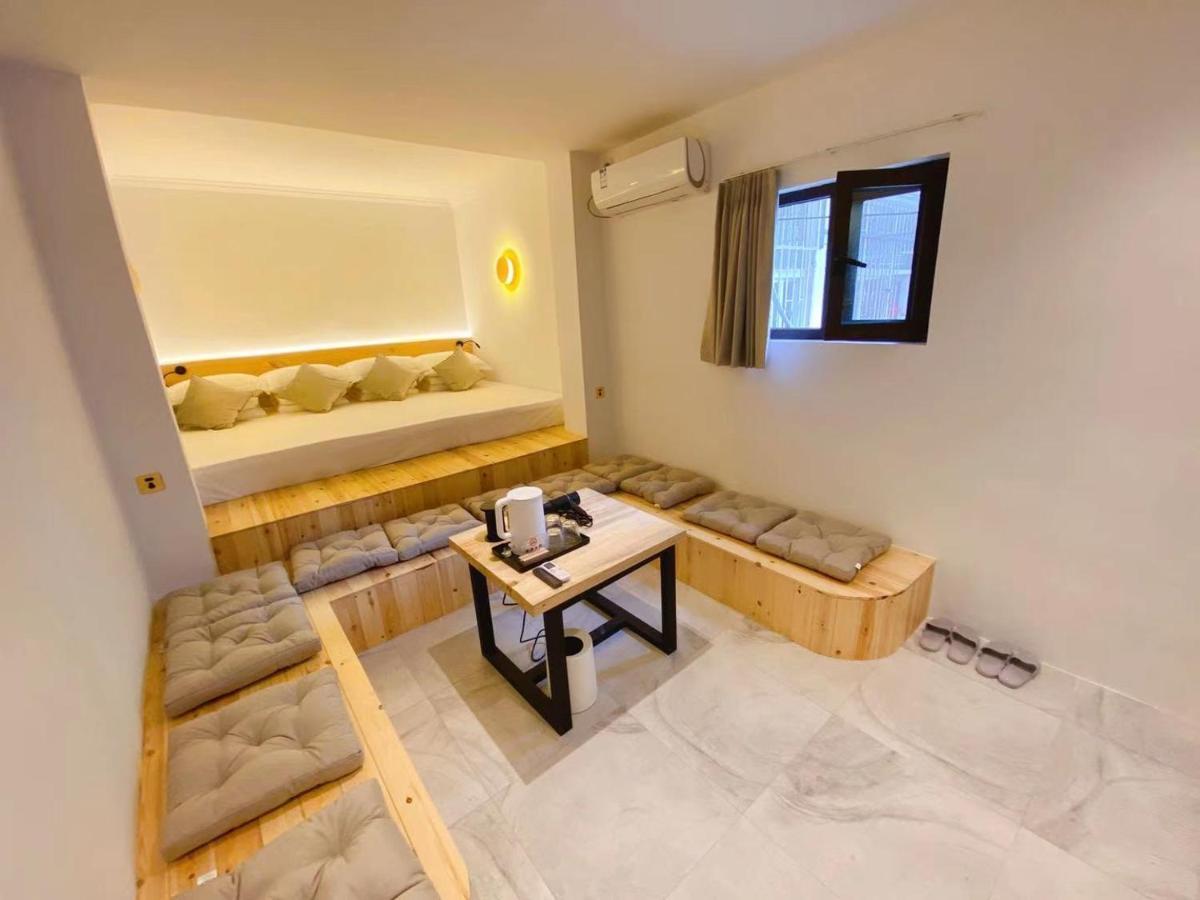 Lantian Garden Hostel Qingdao Exterior photo