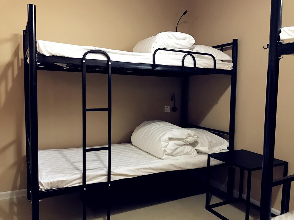 Lantian Garden Hostel Qingdao Exterior photo