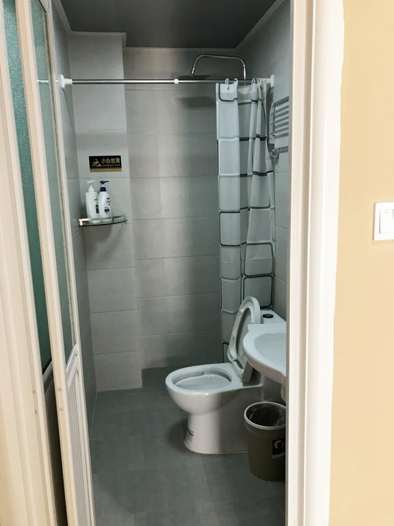 Lantian Garden Hostel Qingdao Exterior photo