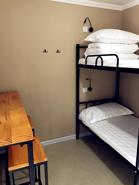 Lantian Garden Hostel Qingdao Exterior photo