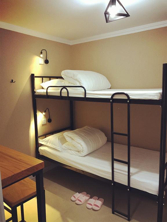 Lantian Garden Hostel Qingdao Exterior photo